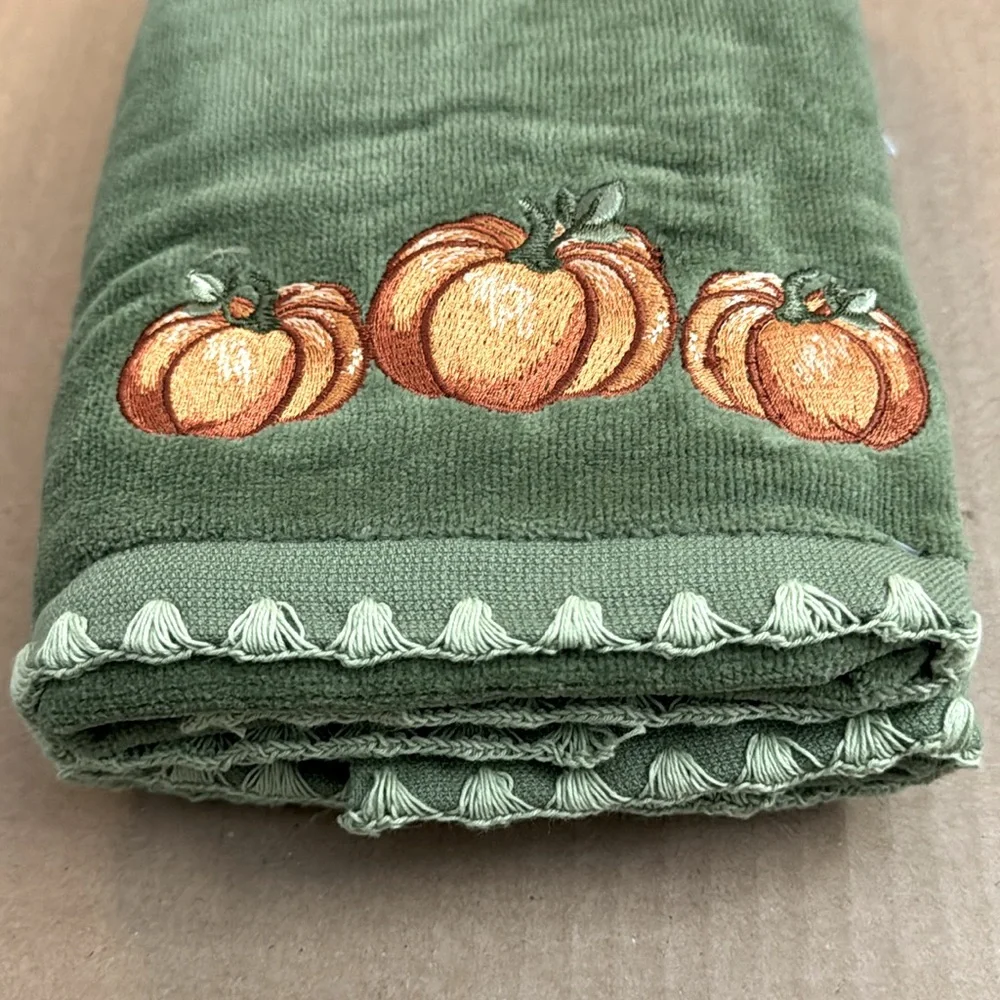 2pc CARO HOME 100% Cotton Hand Towel Set With Pumpkin Motif - Green